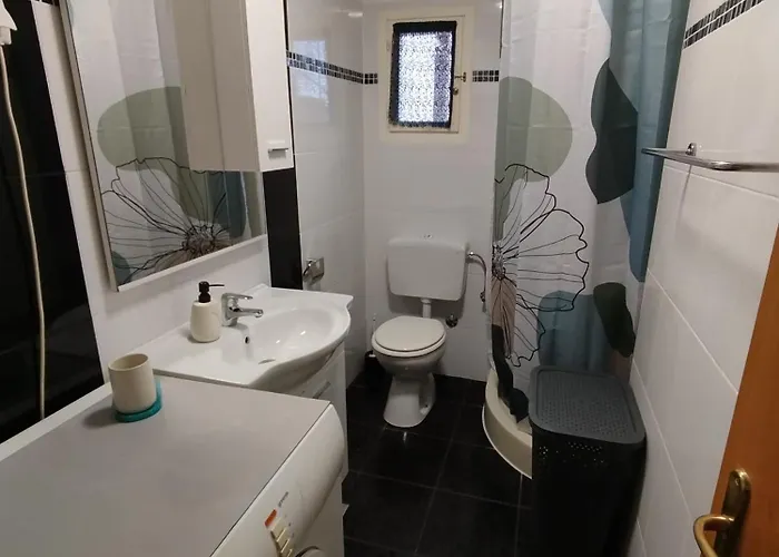 Apartment Jazbina *
